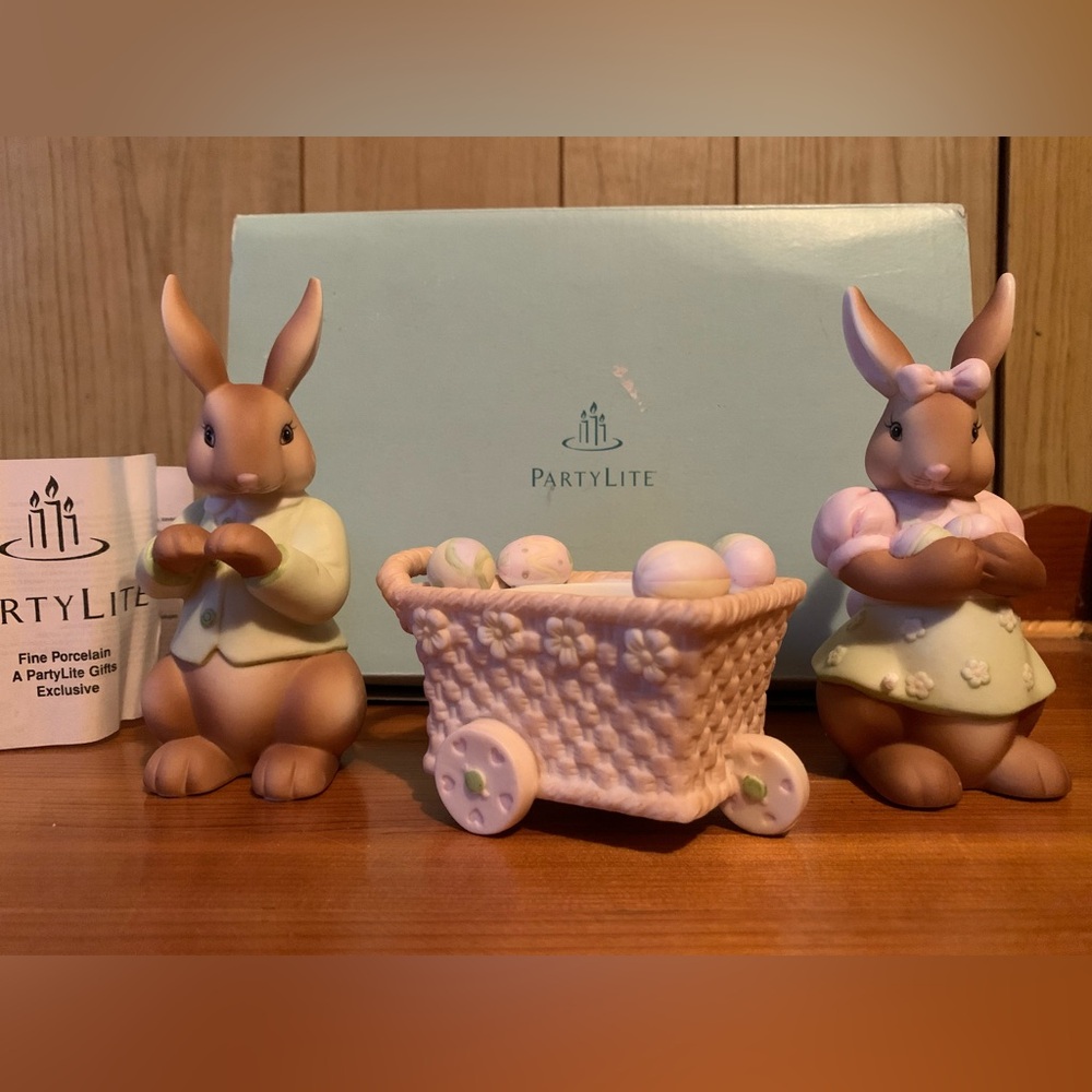 PartyLite Babie Bertie & Bea Easter bunny candle/ votive holder P7329 boxed